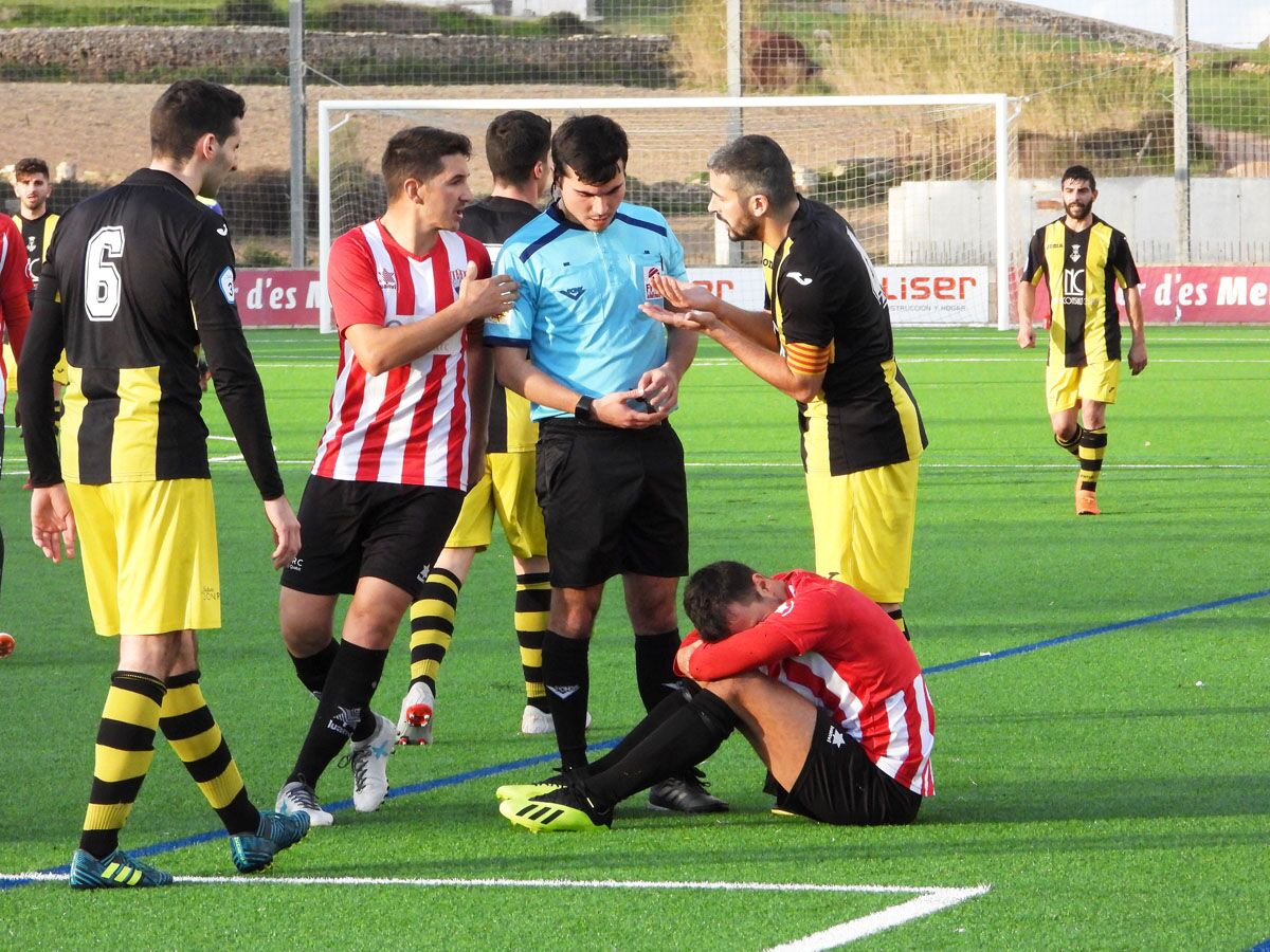 Fotos La Mala Suerte Se Ceba Con El Mercadal Menorca Al D A