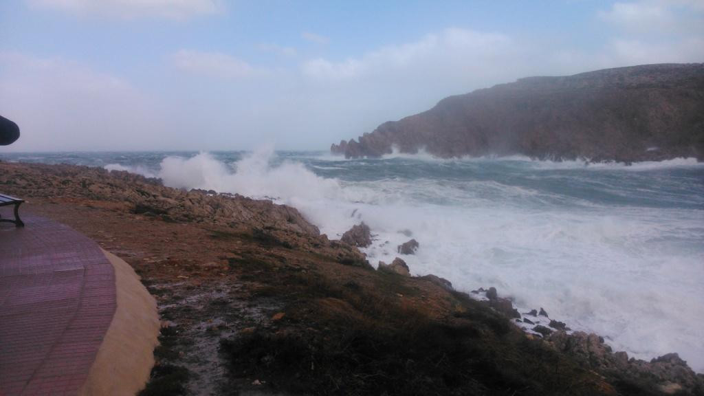 Menorca en alerta por fenómenos costeros adversos menorca al día