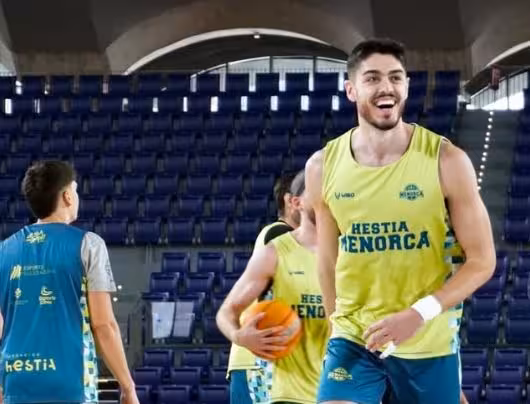 Edgar Vicedo podría viajar a Burgos