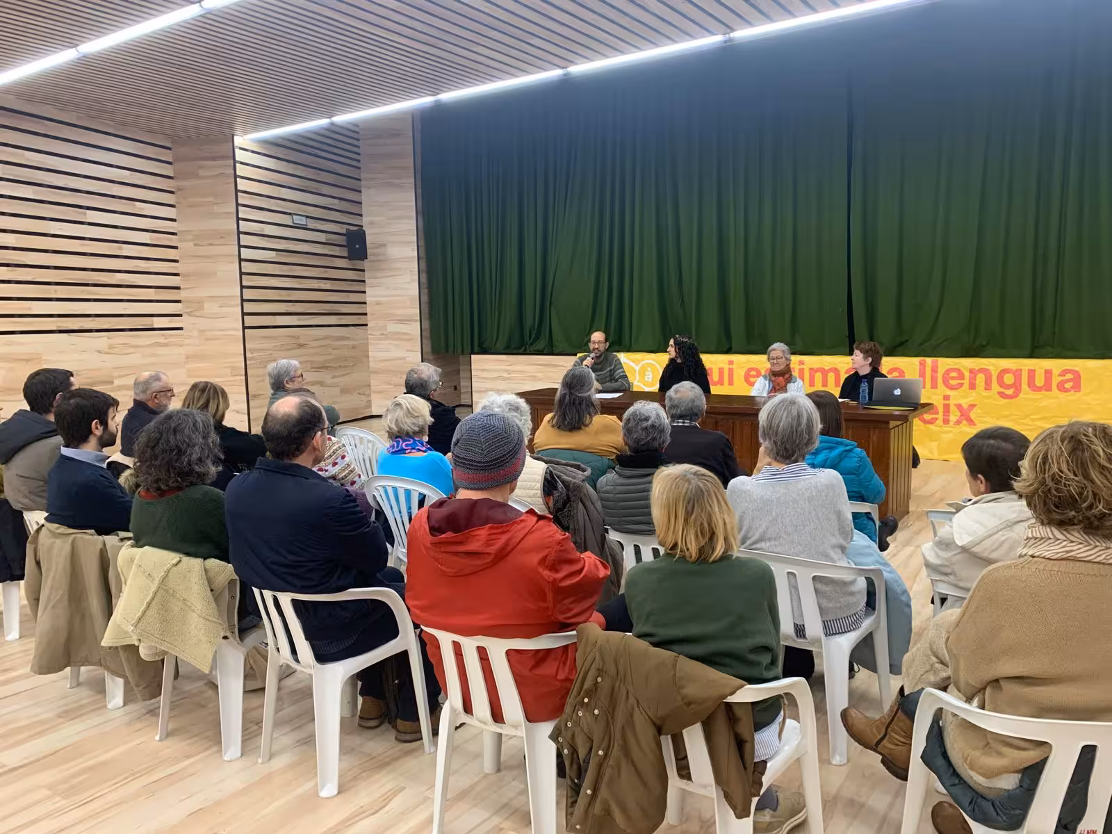 Entidades culturales de Menorca presentan alegaciones contra la modificación del Reglamento Lingüístico del Consell