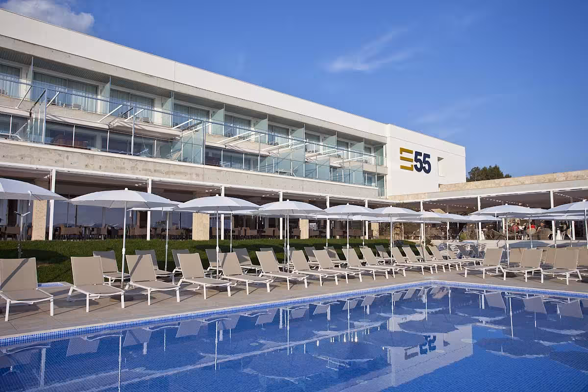 Un hotel de Menorca repite por segundo año consecutivo entre los 100 mejores del mundo