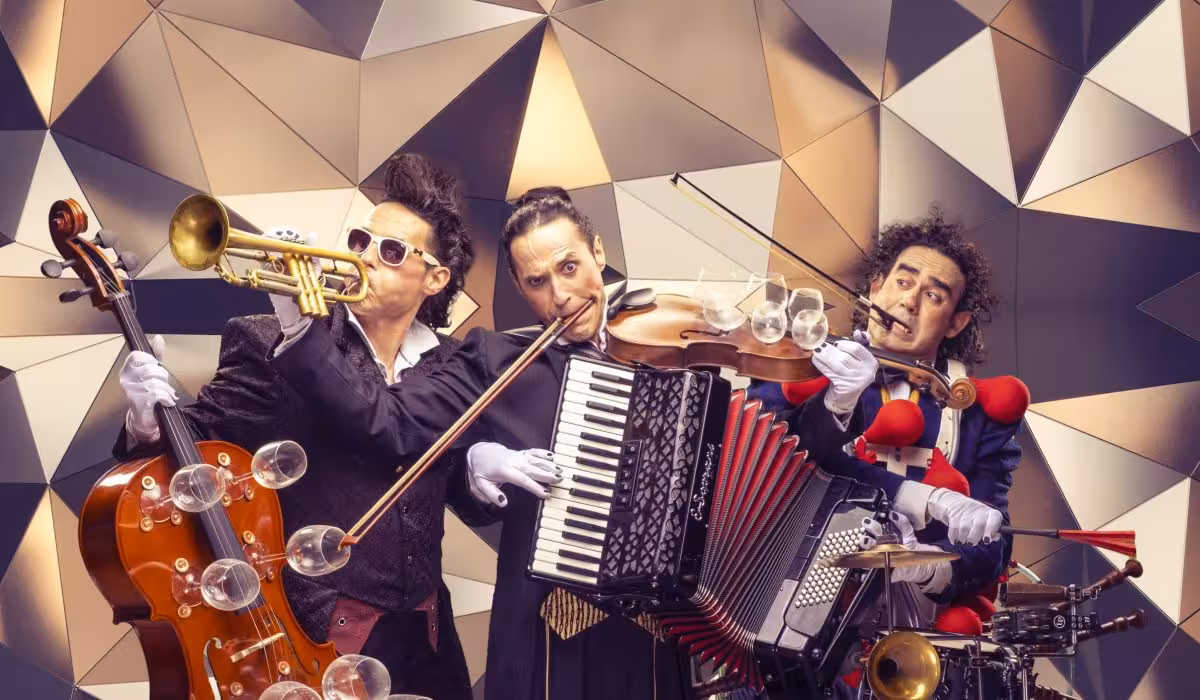 Casi 500 escolares de Maó y Sant Lluís disfrutan de “Ad Libitum”, el espectáculo musical premiado que llega al Principal