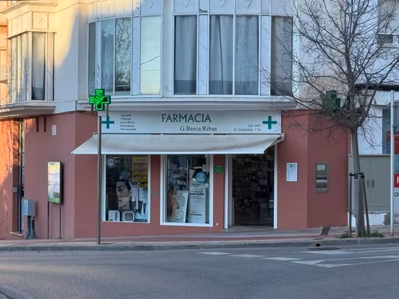 Fallos en la receta electrónica obligan a farmacias de Menorca a introducir datos manualmente para dispensar medicamentos