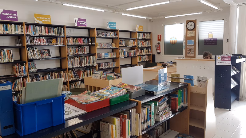 La biblioteca de Sant Lluís dejará de abrir los sábados por la mañana