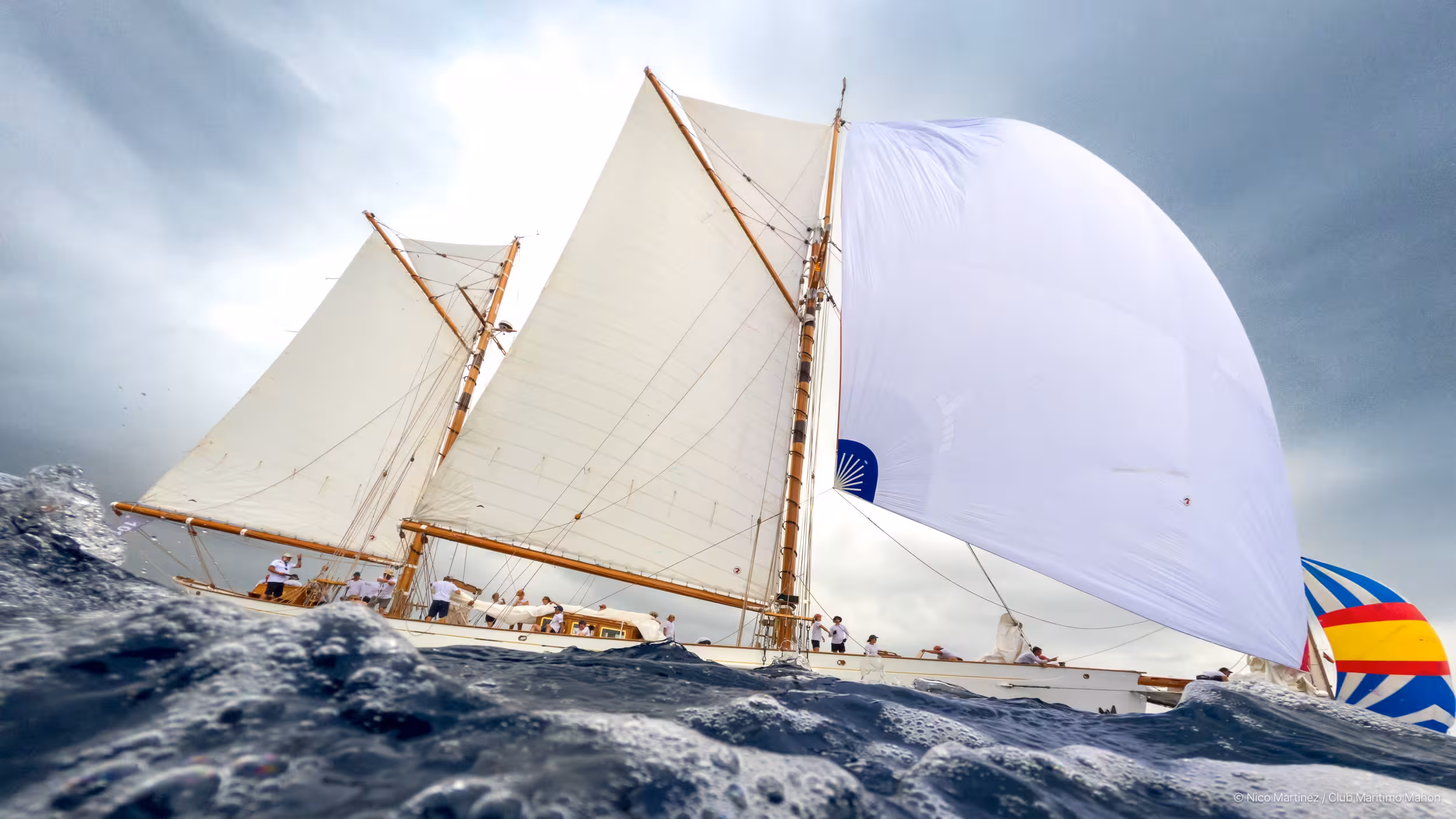 La XXII Copa del Rey Repsol de Barcos de Época calienta motores con una inscripción récord en su arranque