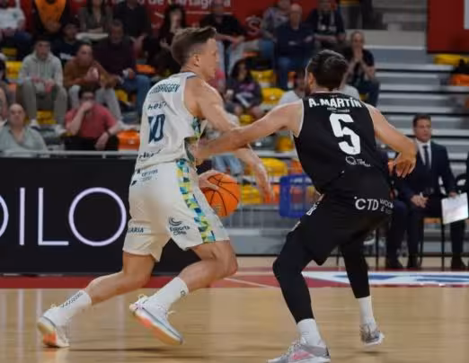 Fernando Zurbriggen lidera al Hestia Menorca y regresa al quinteto ideal de la Primera FEB