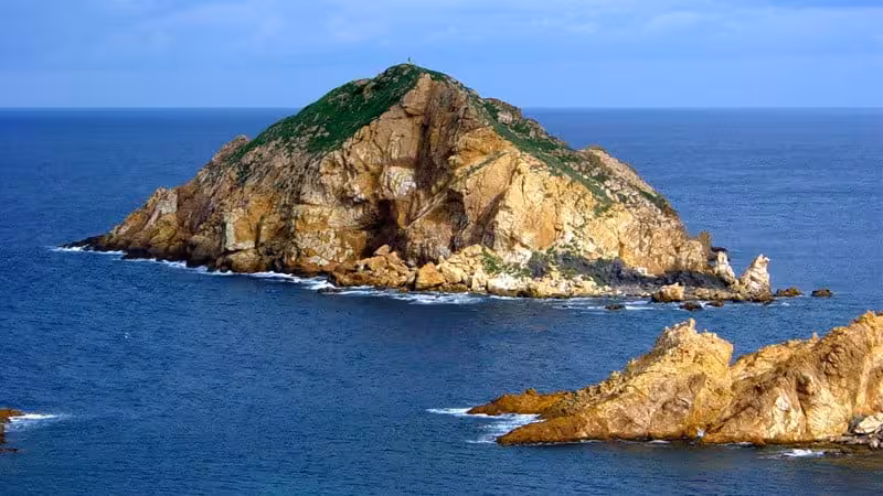 El PP propone permitir la caza en islotes, barrancos y acantilados del interior de Menorca