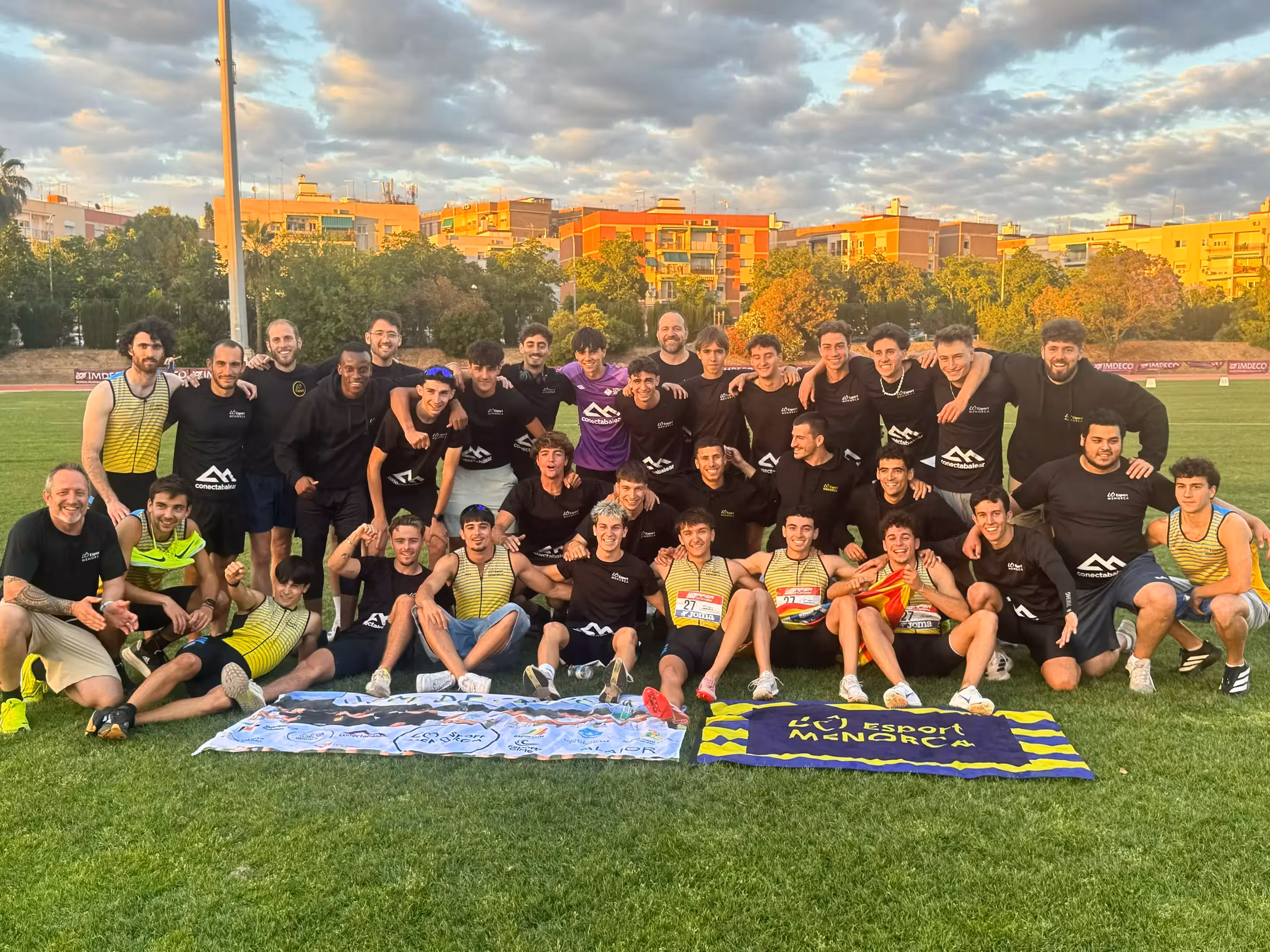 Lô Esport Menorca arrasa en Córdoba y se mete de lleno en la lucha por el ascenso a División de Honor