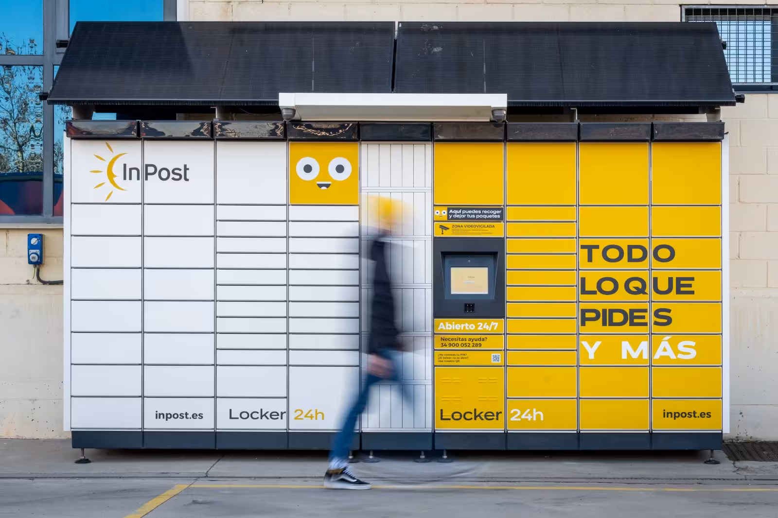 Llegan a Menorca cuatro nuevos Lockers inteligentes para recoger y devolver paquetes
