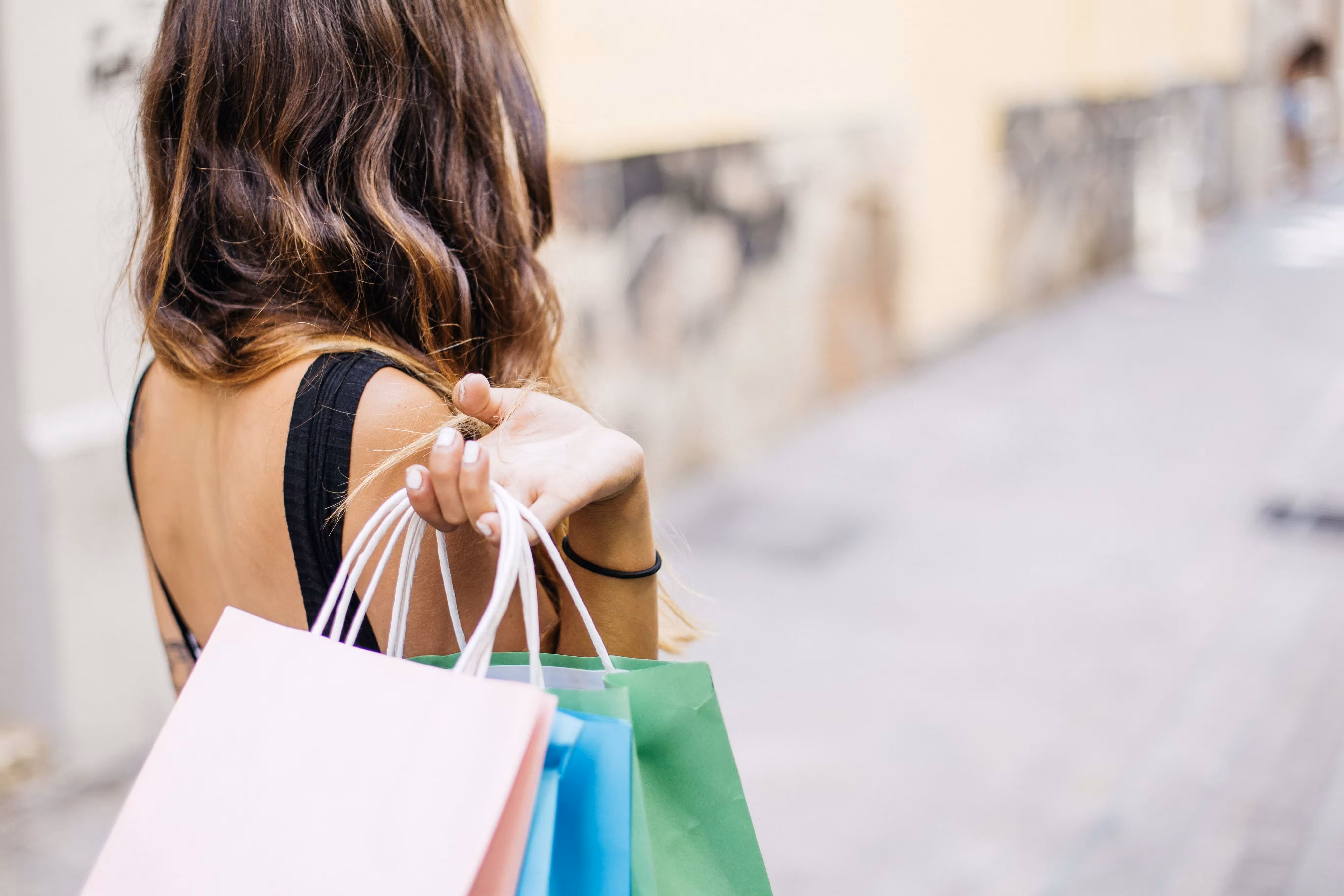 Los comercios de Menorca ya pueden apuntarse a la nueva campaña de bonos descuento del Govern