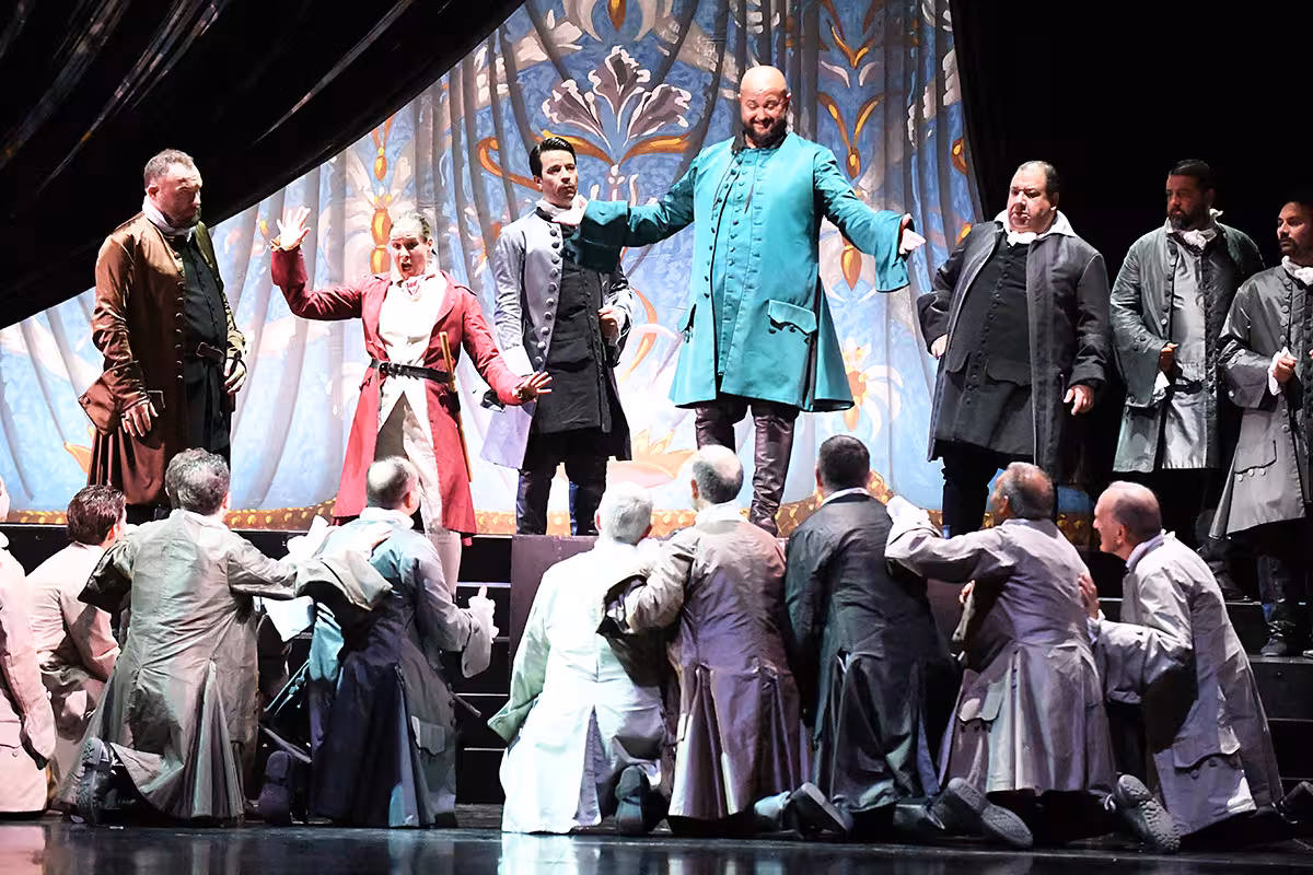 El Teatre Principal vibra con el triunfal regreso de 'Un ballo in maschera'