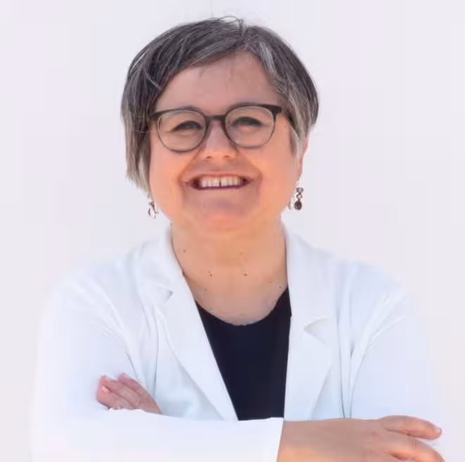 Cristina Gómez y otros 21 juristas de Baleares impulsan una reforma constitucional para acabar con la inviolabilidad del rey