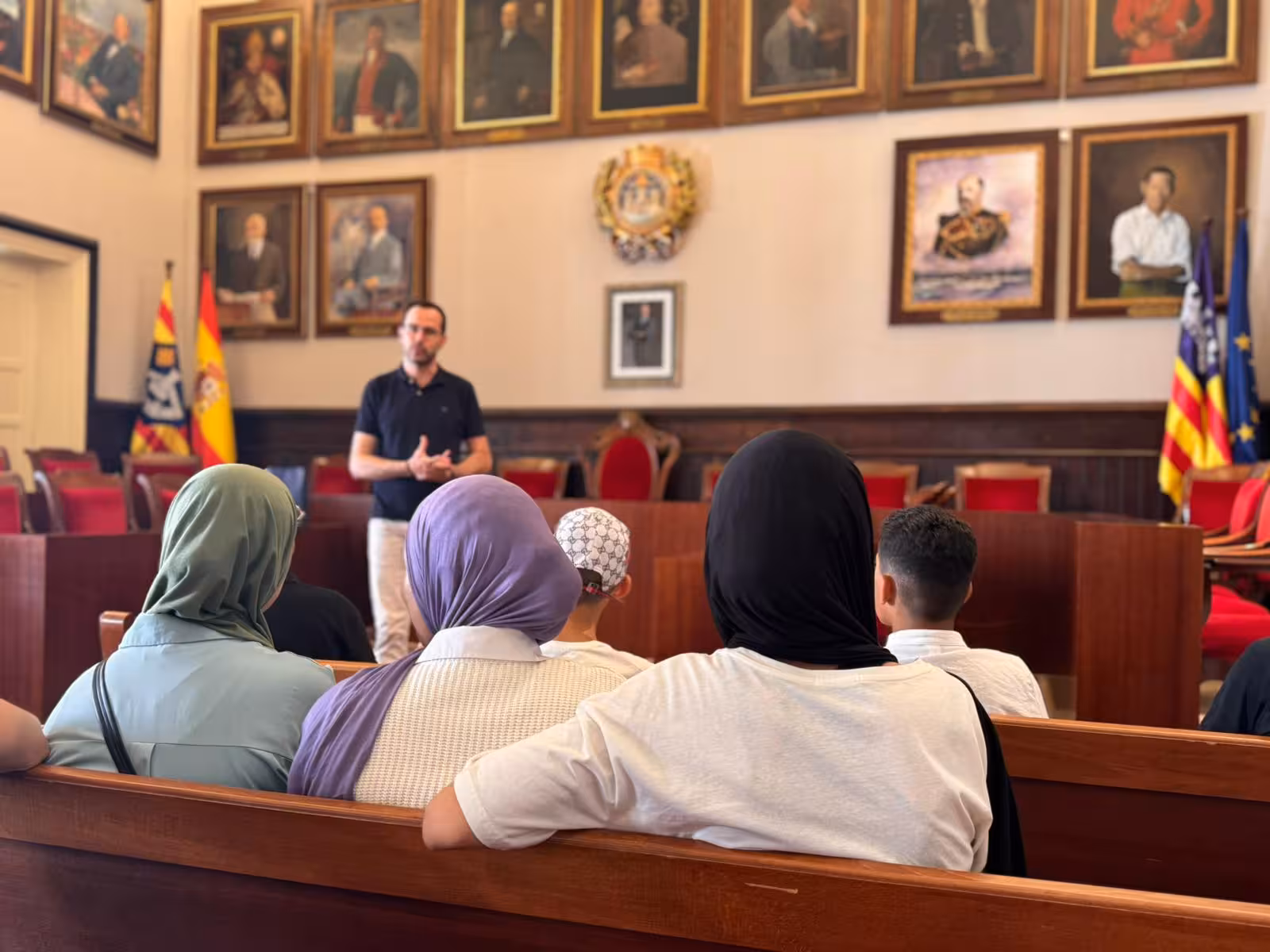 Maó retoma el taller para jóvenes «nouvinguts», que reúne este año a 15 adolescentes
