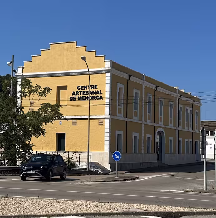 Es Mercadal licita la gestión y asistencia del Centre Artesanal de Menorca