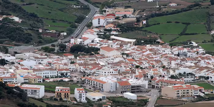 El Govern aprueba 9,7 millones de euros para construir 34 viviendas públicas en Es Mercadal