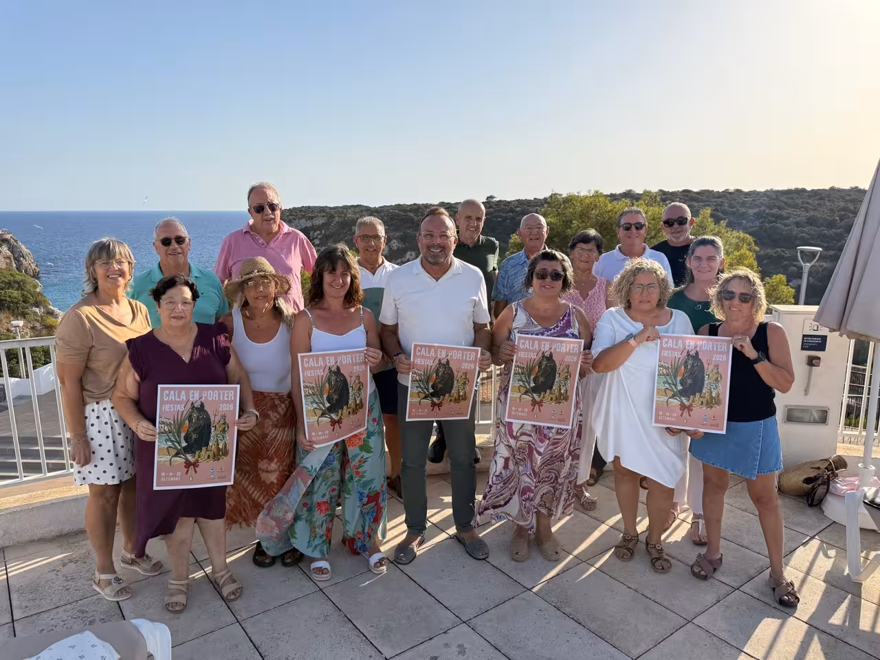 Cala en Porter se prepara para sus fiestas: jaleo, música, actividades infantiles y fuegos artificiales