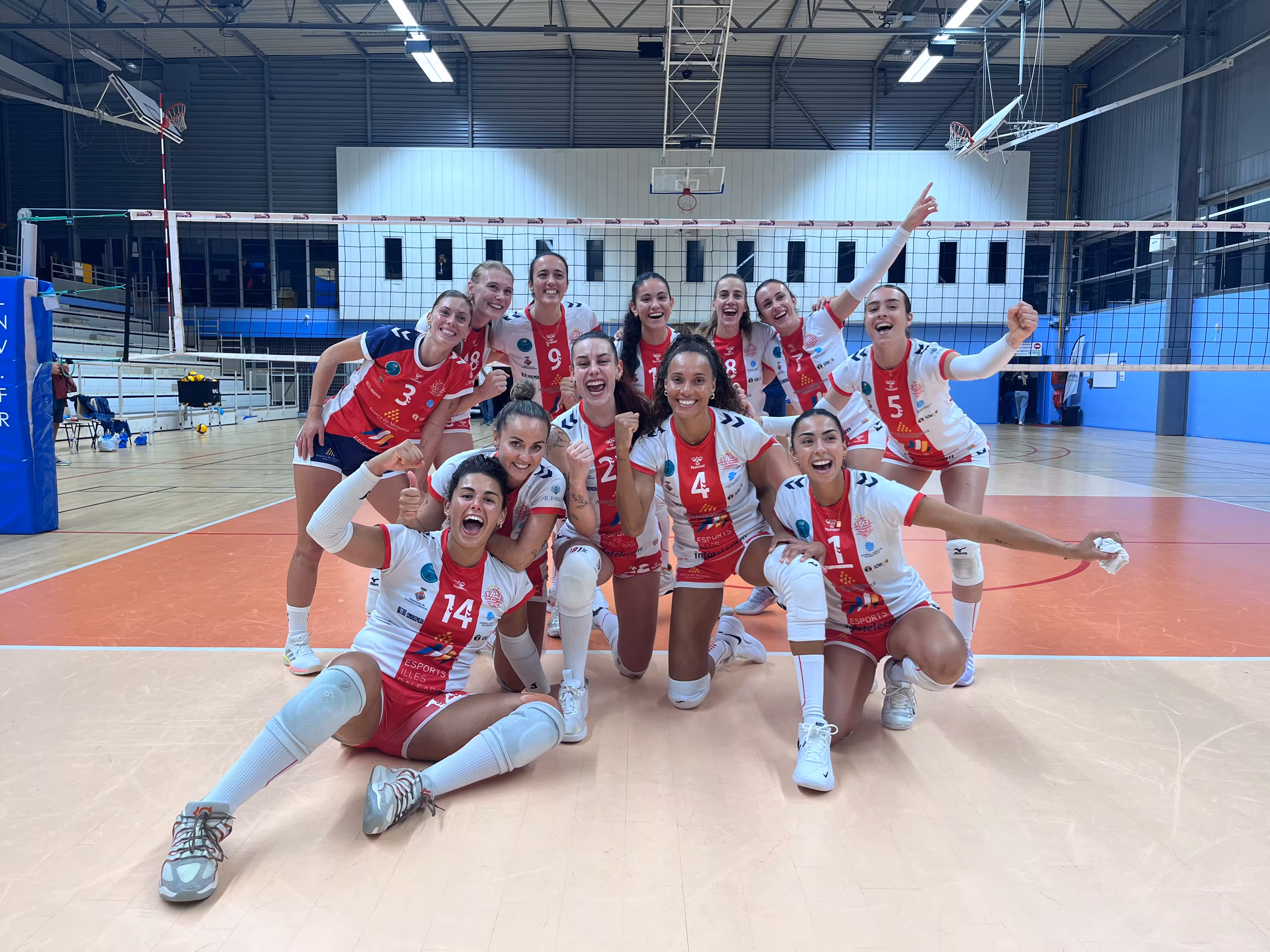 El Avarca de Menorca se estrena con victoria en el torneo de Quimper