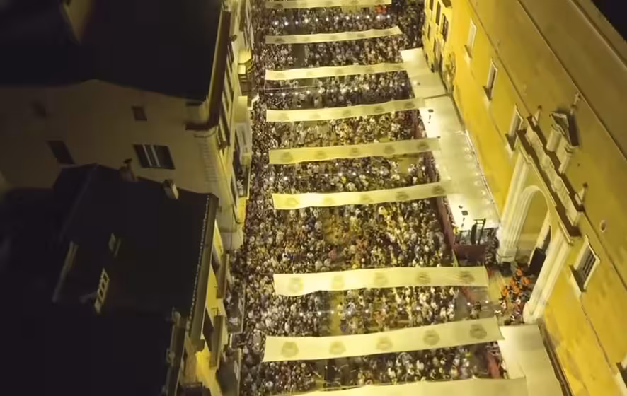 (Vídeo) Un dron reforzó la vigilancia durante las fiestas de Gràcia de Maó