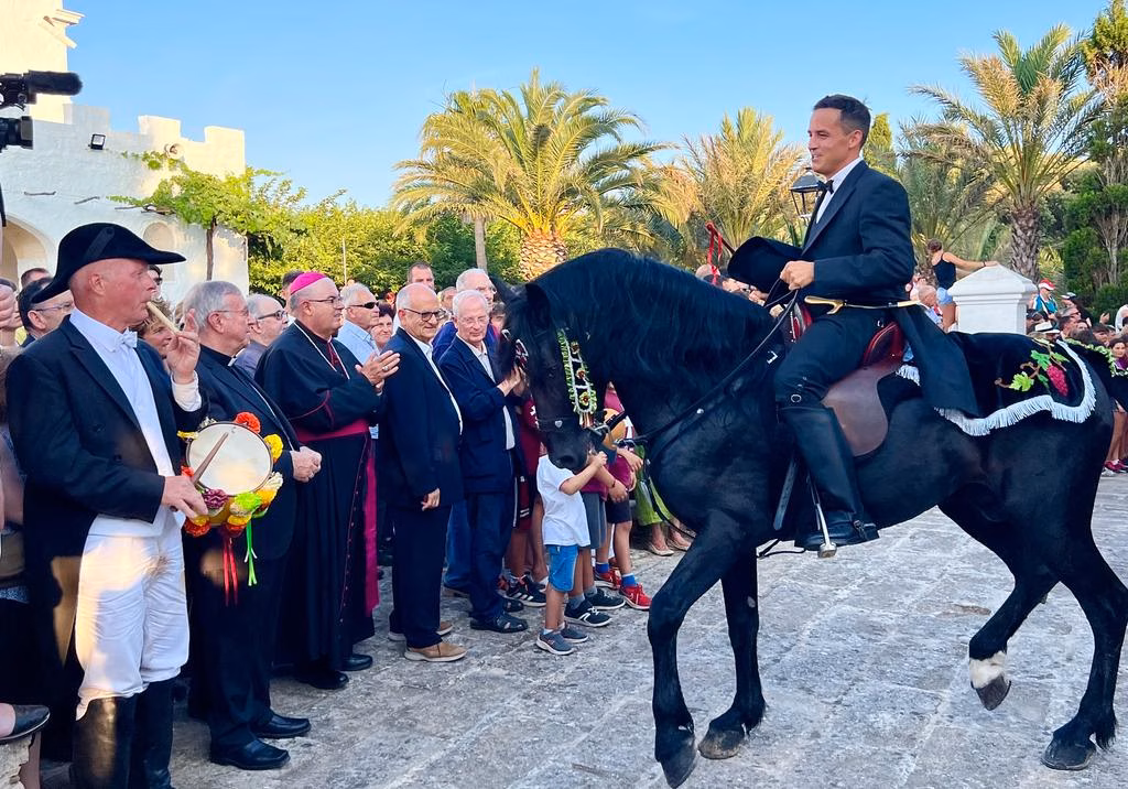 (Vídeo y fotos) Devoción en Sant Joan de Missa