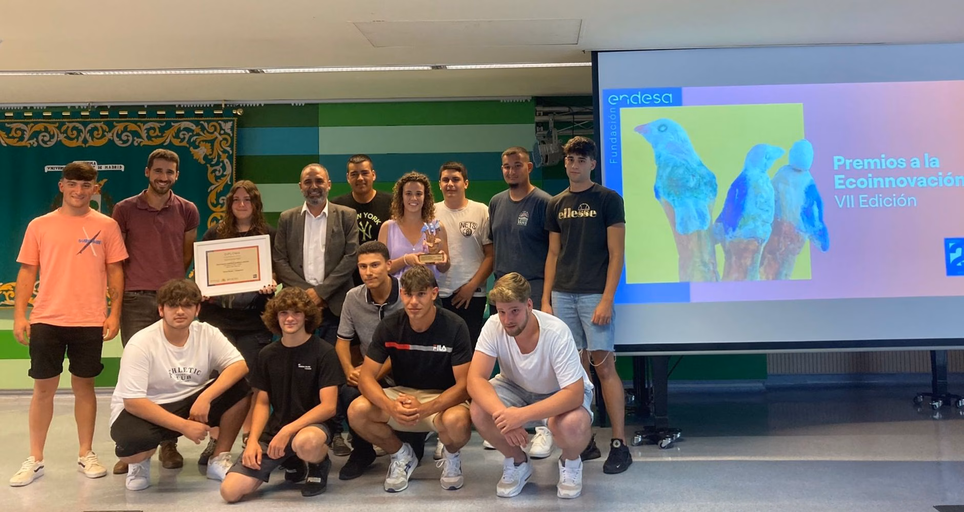 Alumnos del IES Pasqual Calbó, 1er premio en los Premios Fundación Endesa a la Ecoinnovación