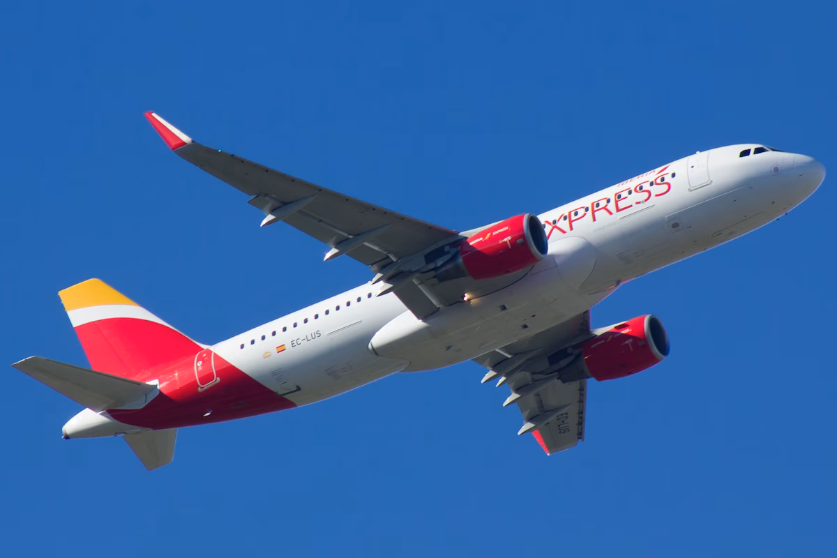 Iberia Express retoma hasta el 28 de octubre la ruta directa Menorca-Madrid