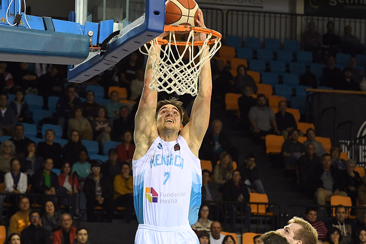 La Roda, primera estación hacia la LEB Oro
