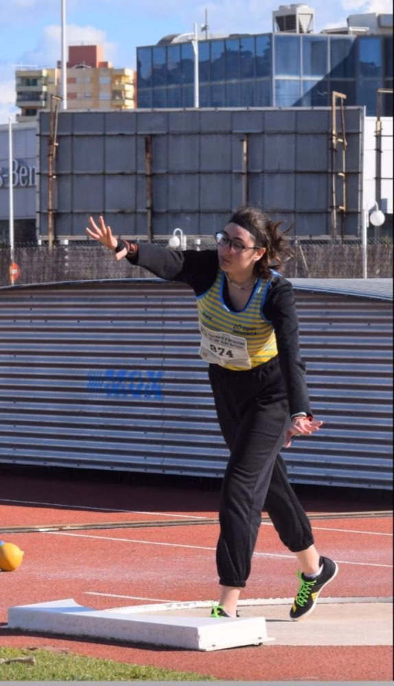 (La foto) Saray Ávila, récord de Menorca de lanzamiento de disco