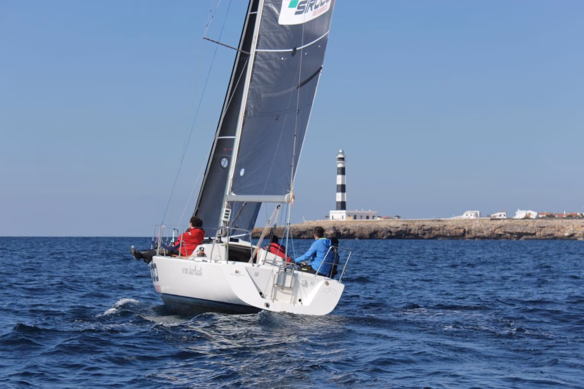 El Chica Txeca gana el primer Memorial Neus Ferrer de Es Nàutic