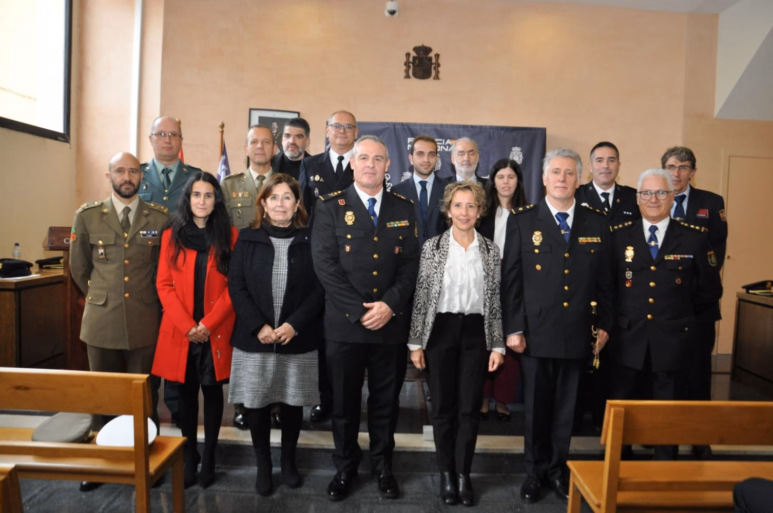 (La foto) Plácido Martínez asume el mando en Ciutadella
