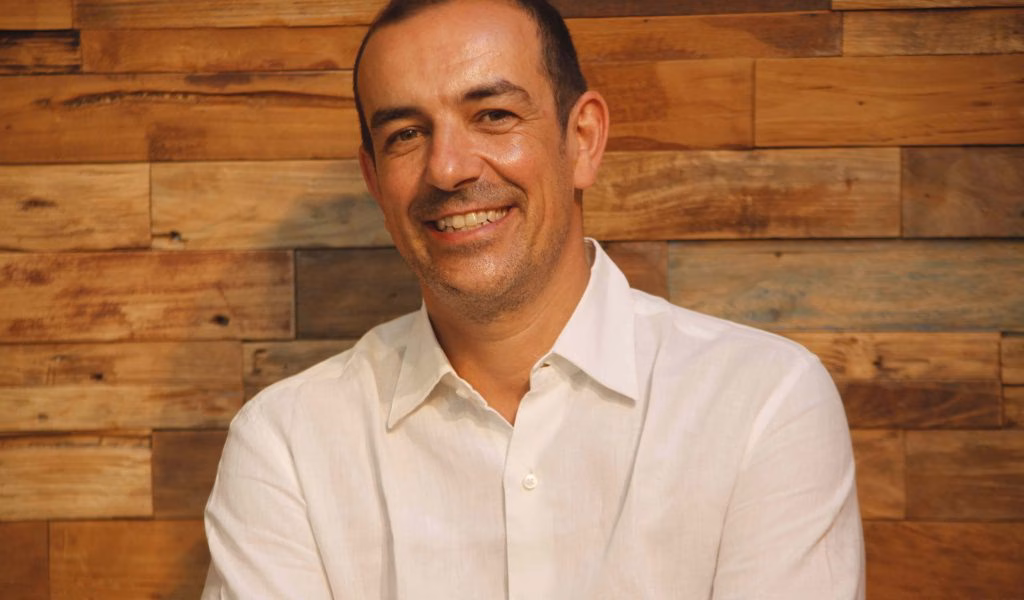 Alexis Racionero protagonista del ciclo 'El mundo hoy' en la Biblioteca de Ciutadella