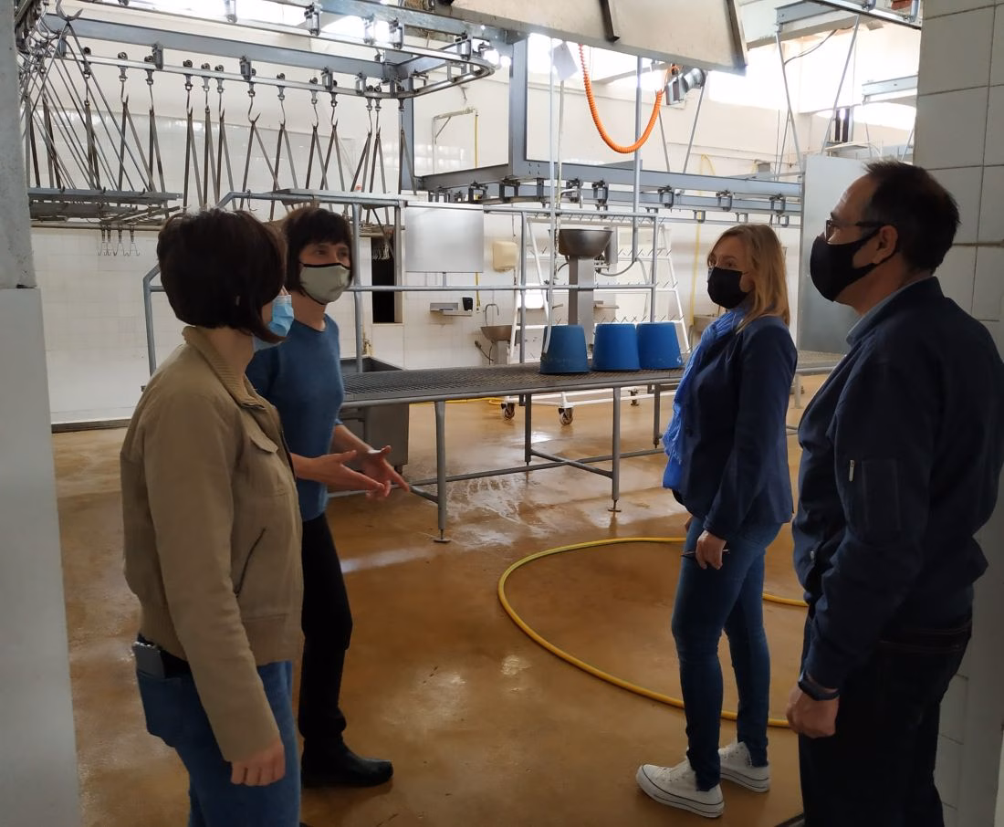 El Pi de Menorca reclama la construcción de un matadero insular