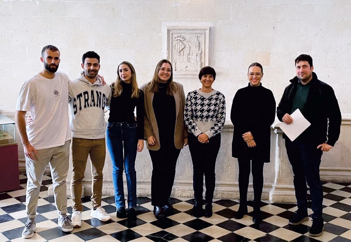 Ciutadella contrata cuatro jóvenes durante un año para proyectos de interés municipal