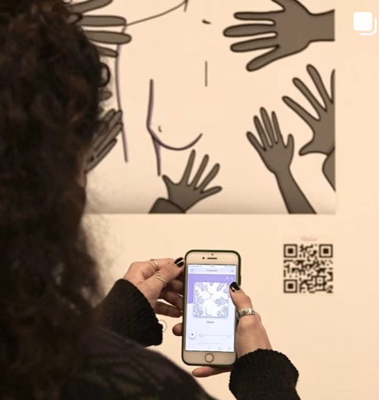 Femme, una exposición que se ve y se oye sobre historias de mujeres
