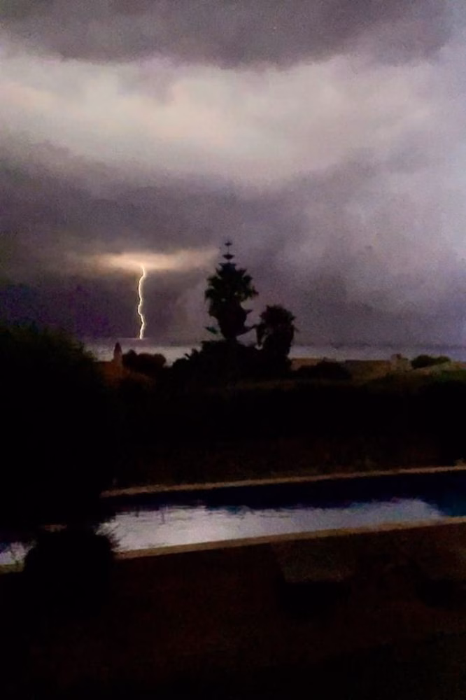 (Fotos) Tormentas, rayos y truenos esta madrugada en Menorca