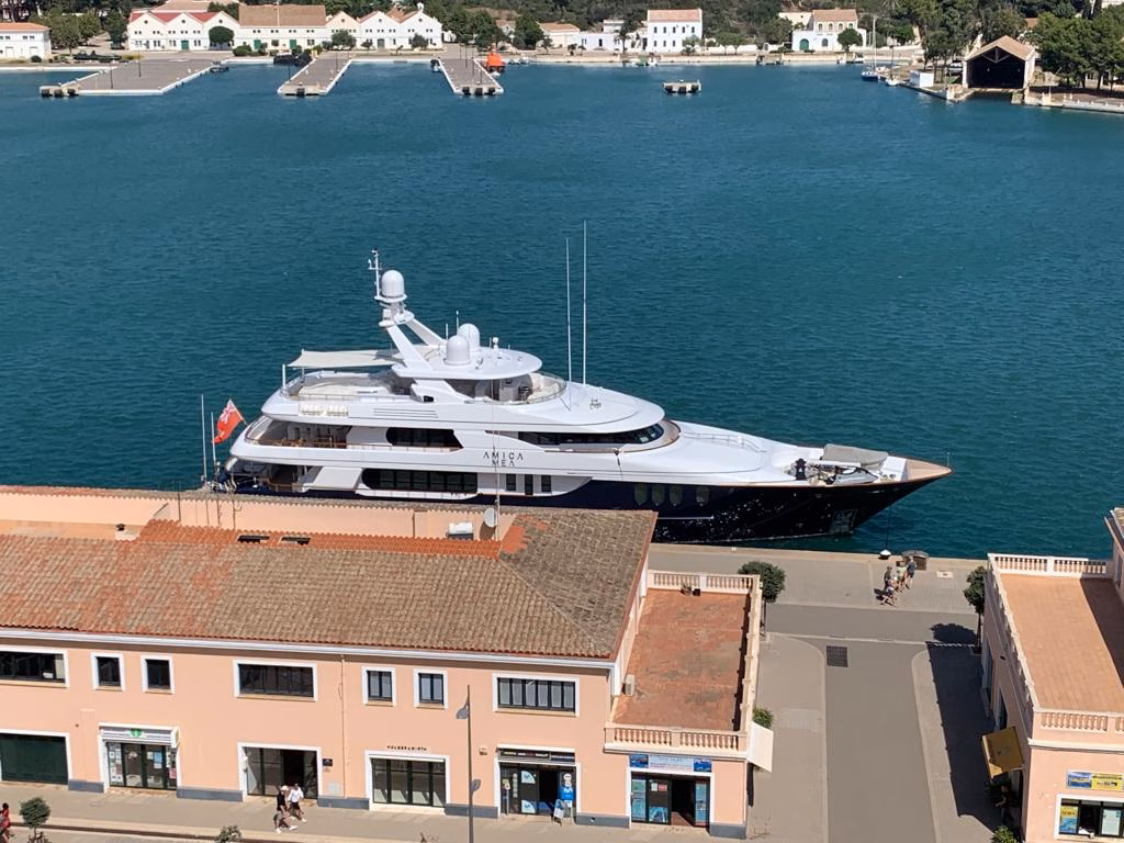 Un lujo a 185.000 euros semanales