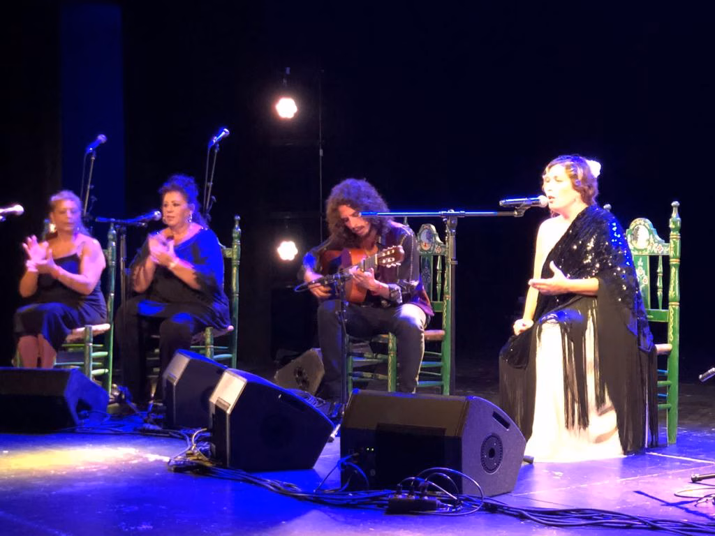 (Fotos) La magia de Estrella Morente cautiva al Principal