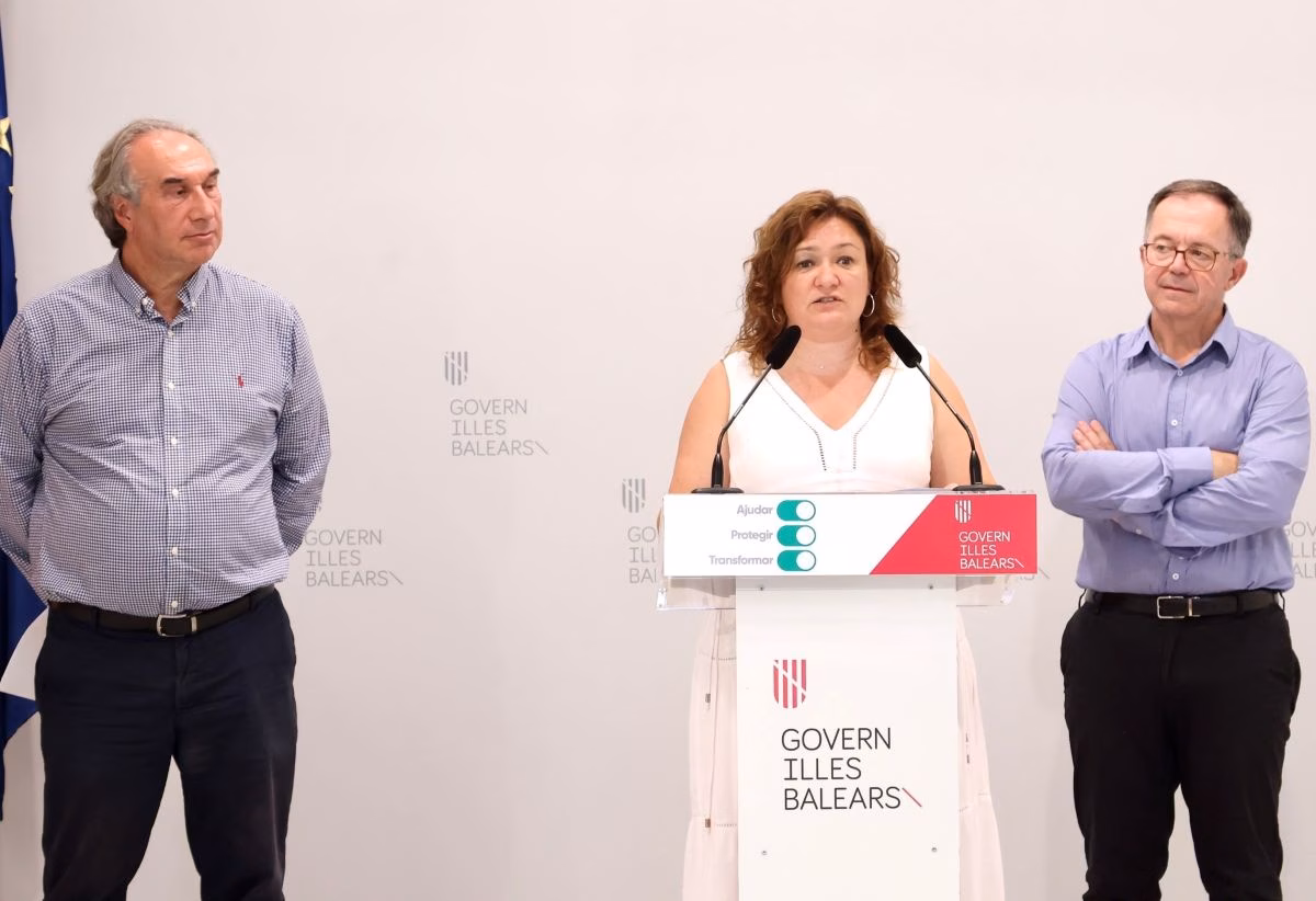 El Govern aplaza aumentar los bonos turísticos hasta que la ocupación hotelera baje