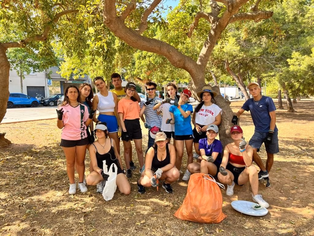 Menorca acoge un campo de voluntariado sobre circo social