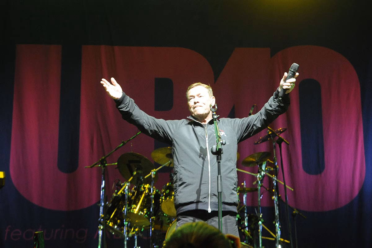 UB40, fall in love with Lazareto