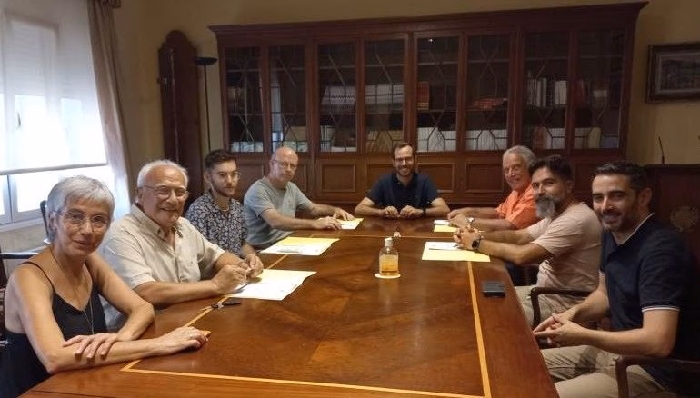 Maó renueva la colaboración con las principales entidades culturales del municipio