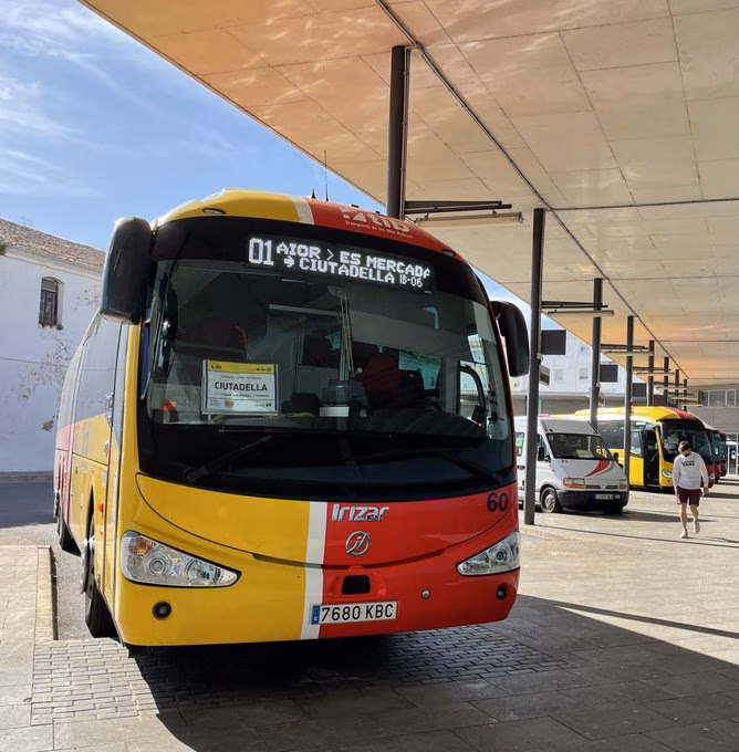 El transporte público será gratuito para los jóvenes