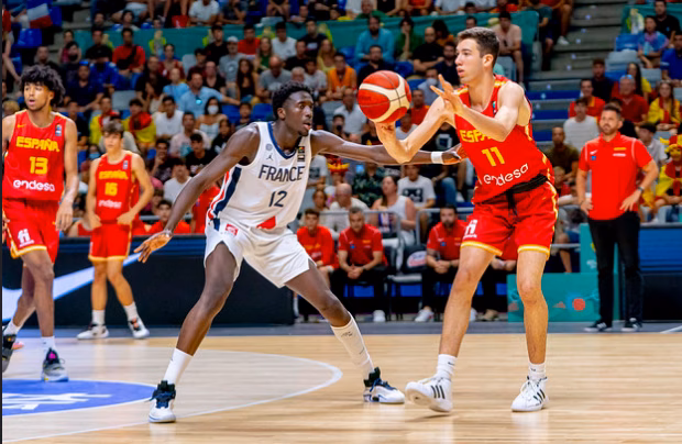 Javier Zamora disputará la final del Mundial U17 con España