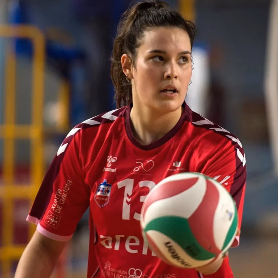 La central Carla Jiménez se suma al equipo del Avarca Menorca