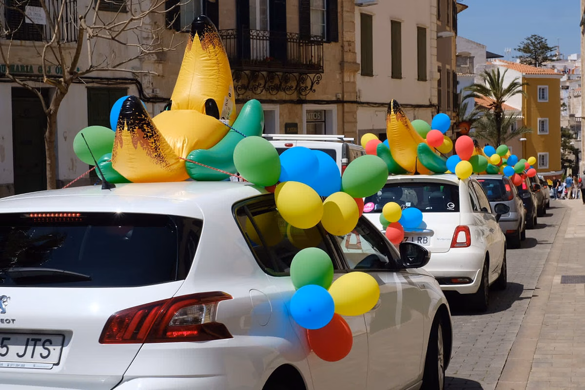 (Fotos) Protesta en Maó para exigir la igualdad en la indemnización por residencia 