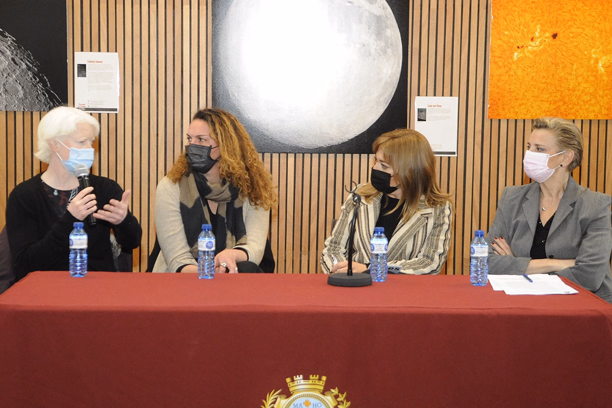 (La foto) Deporte femenino en mayúsculas