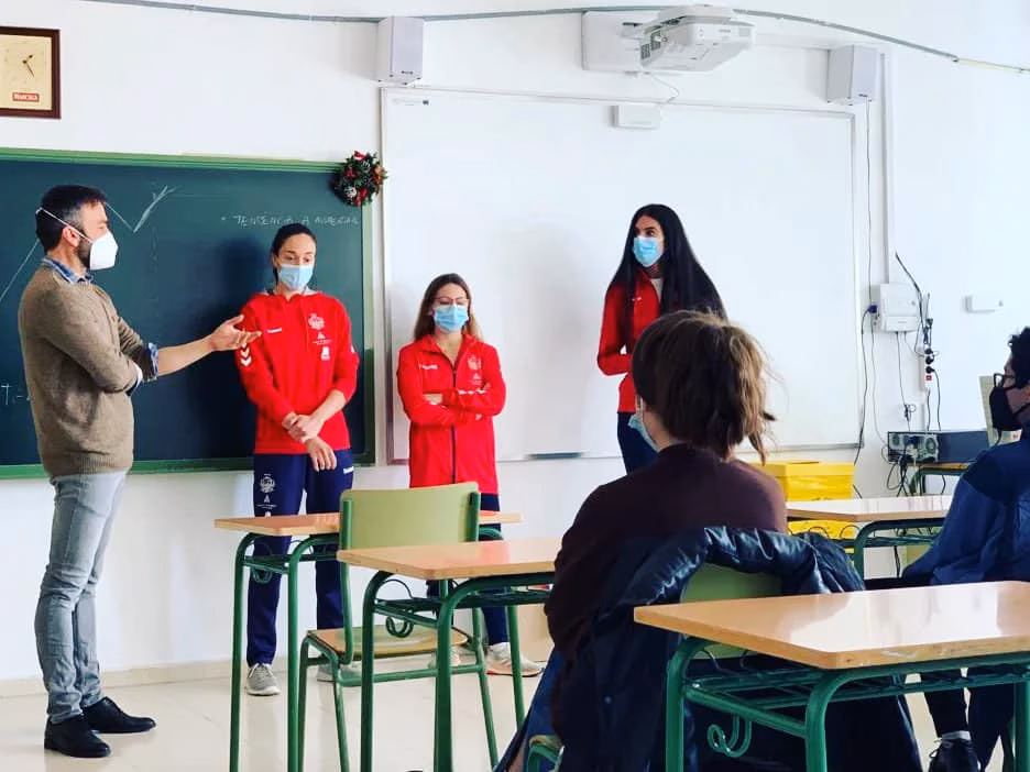 (Fotos) Lecciones con el Avarca de Menorca