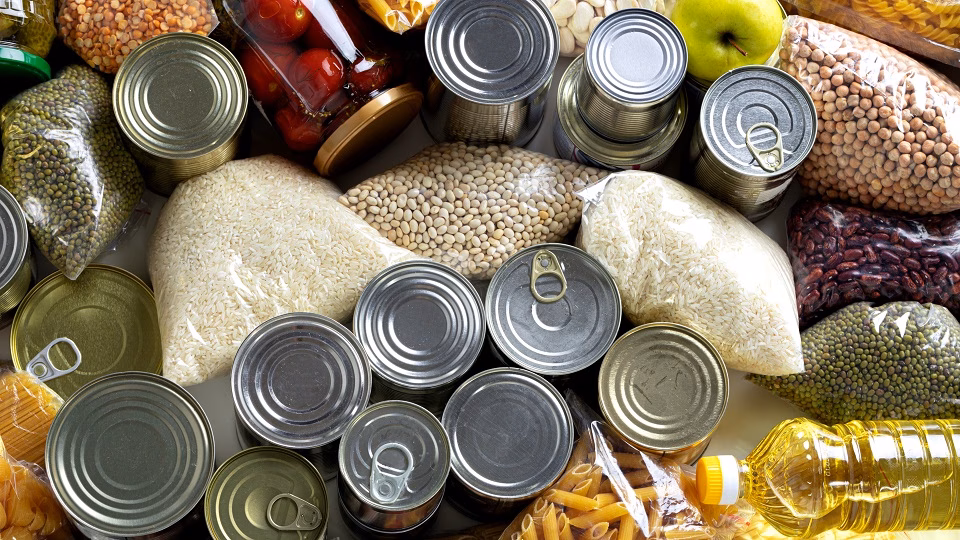 La solidaridad llega a los colegios de Ciutadella