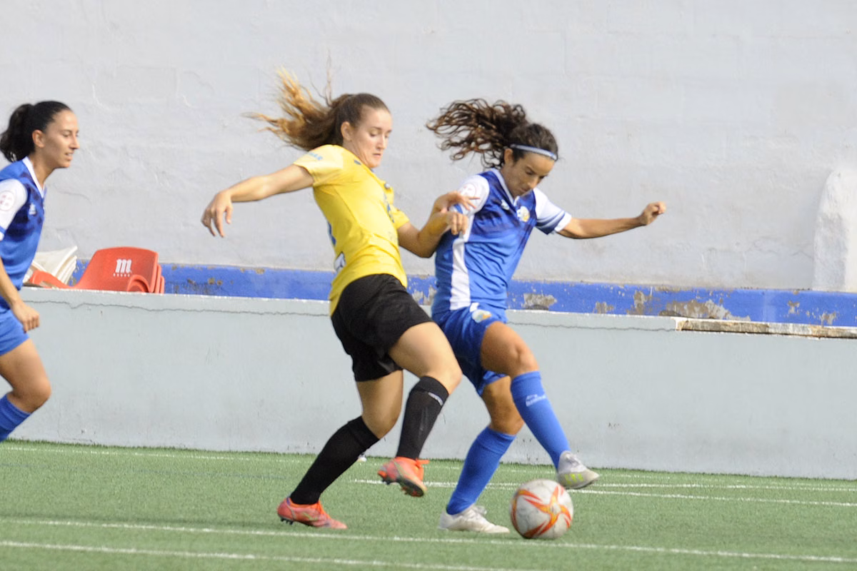 (Vídeo) La falta de puntería lastra al Sant Lluís