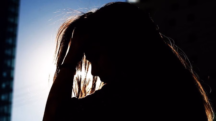 Uno se suicida por la fatiga de las razones para seguir viviendo