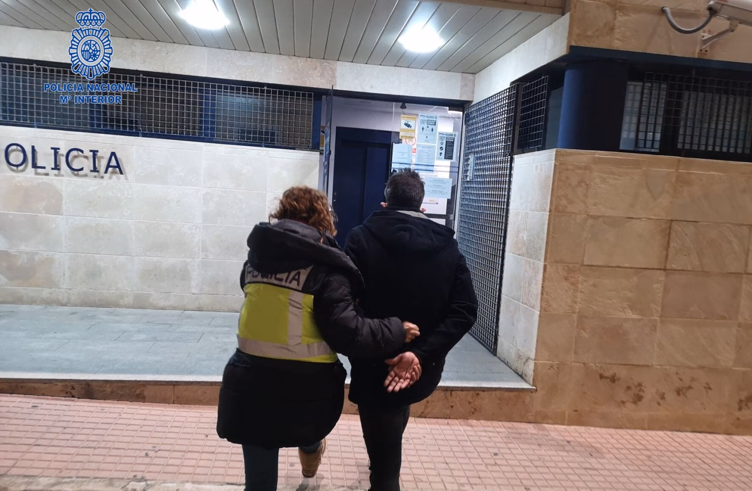 Detenido tras estafar 16.000 euros a una tienda de informática en Ciutadella